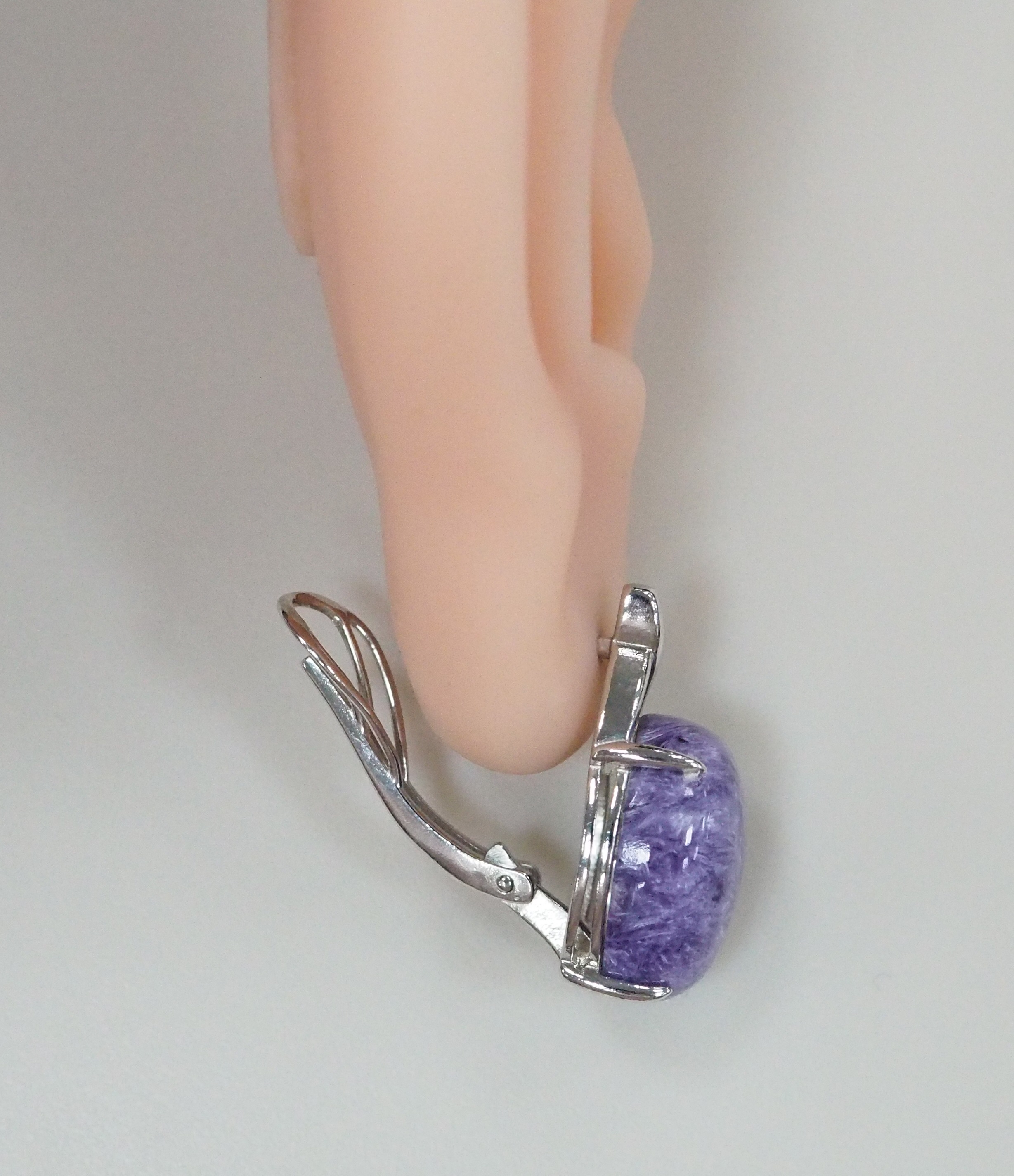 Серебряные серьги с чароитами